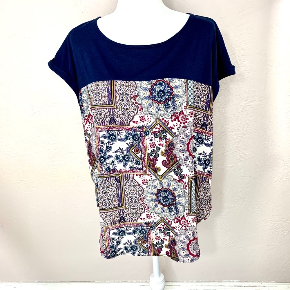 Rewind printed short sleeve tunic shirt sz L